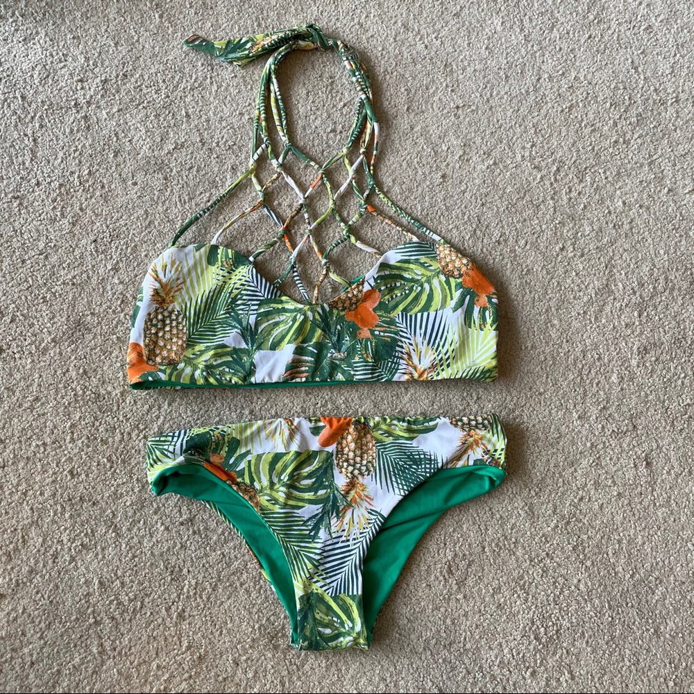 San Lorenzo halter style reversible bikini